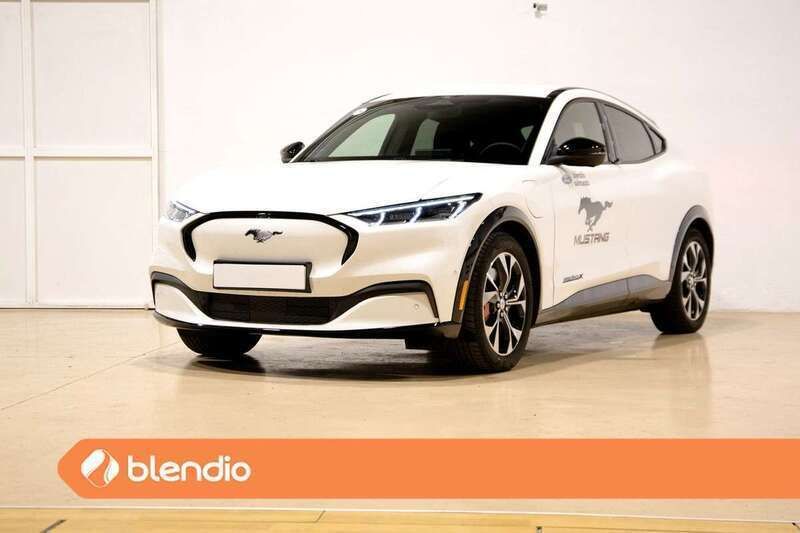 Blanco Usado 2023 Ford Mustang Mach-E Extended Range SUV | 55.550 € (Precio justo) - Imagen 1/4