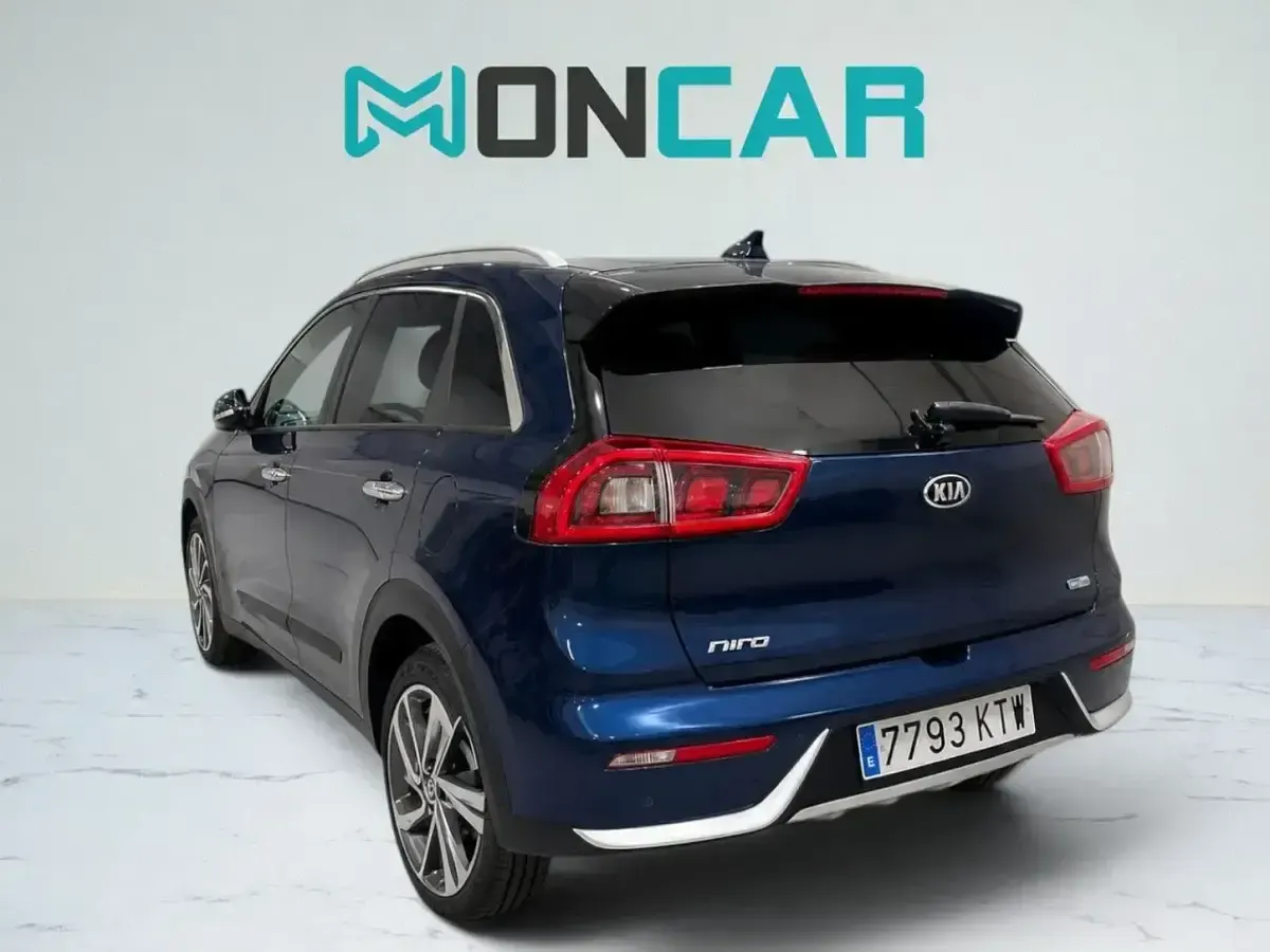 Usado Kia Niro 141 CV (103 kW) 2019 Azul SUV