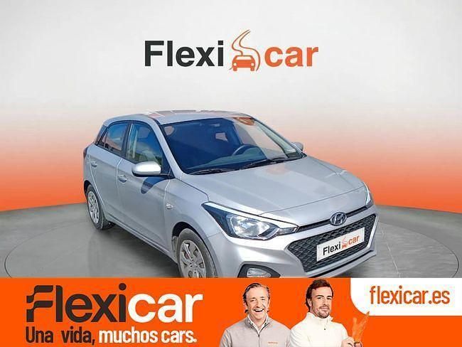 Gris Usado 2018 Hyundai i20 Berlina | 11.490 € (Un poco caro) - Imagen 1/4