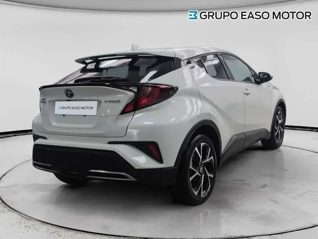 Usado Toyota C-HR Advance 184 CV (135 kW) 2022 Blanco SUV