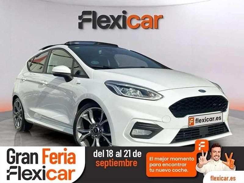 Blanco Usado 2018 Ford Fiesta ST-Line Utilitario | 12.290 € (Un poco caro) - Imagen 1/4