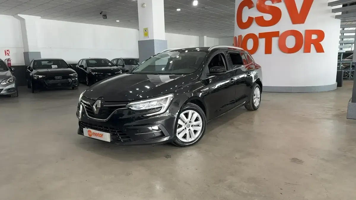 Usado Renault Mégane IV Equilibre 160 CV (117 kW) 2023 Negro Berlina