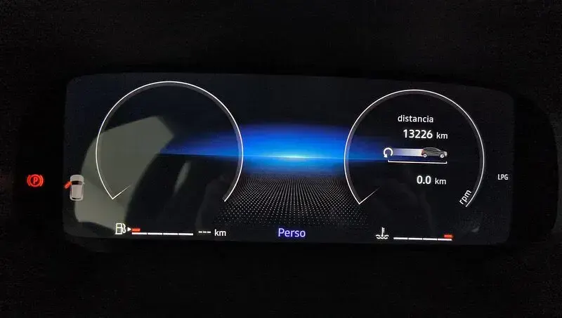 Usado Renault Captur Techno 101 CV (74 kW) 2025 Azul SUV
