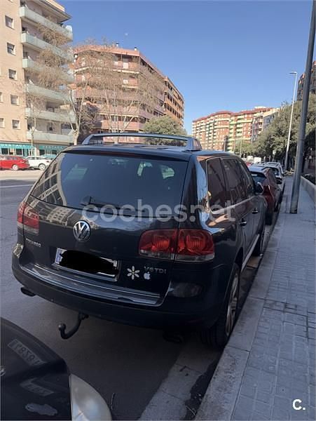 Usado VW Touareg R 174 CV (127 kW) 2005 Negro SUV