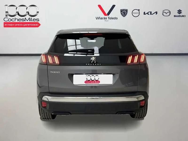 Usado Peugeot 3008 Allure 131 CV (96 kW) 2022 Gris SUV
