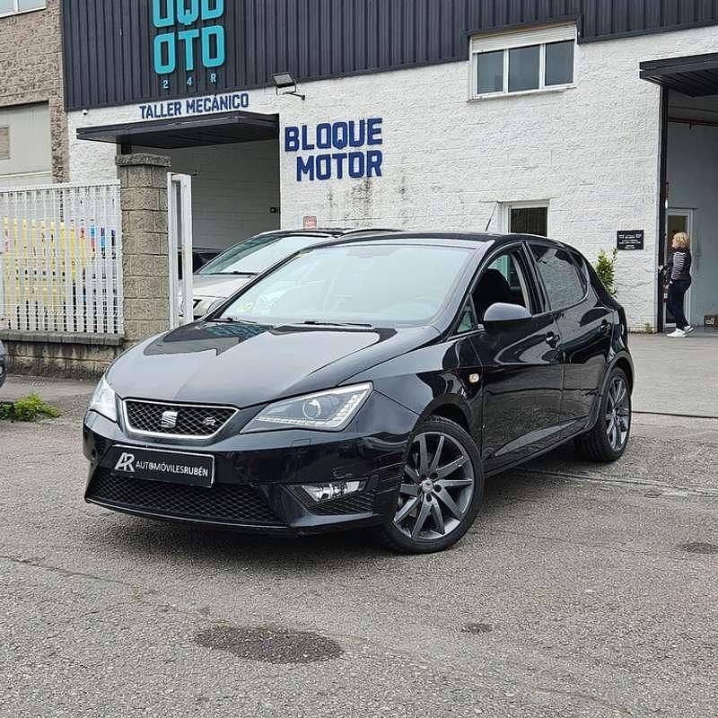 Usado Seat Ibiza FR 105 CV (77 kW) 2013 Negro Utilitario