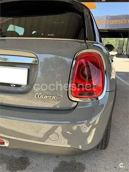 Usado Mini Cooper D 116 CV (85 kW) 2016 Gris / plata Utilitario