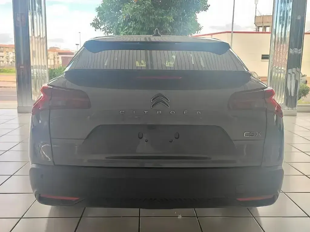 Usado Citroën C5 X Feel 130 CV (95 kW) 2023 Otro Familiar