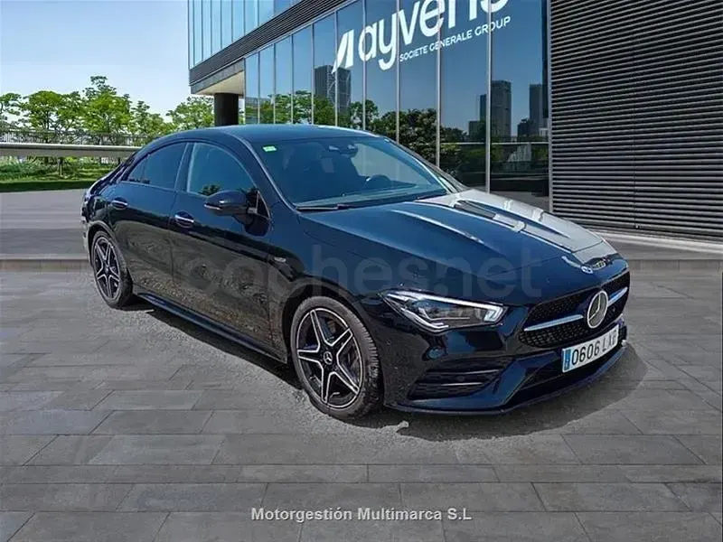 Usado Mercedes CLA250 224 CV (164 kW) 2022 Negro Berlina