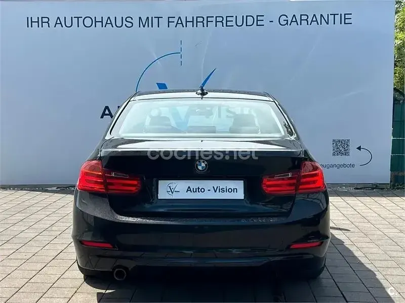 Usado BMW 318 143 CV (105 kW) 2014 Negro Berlina