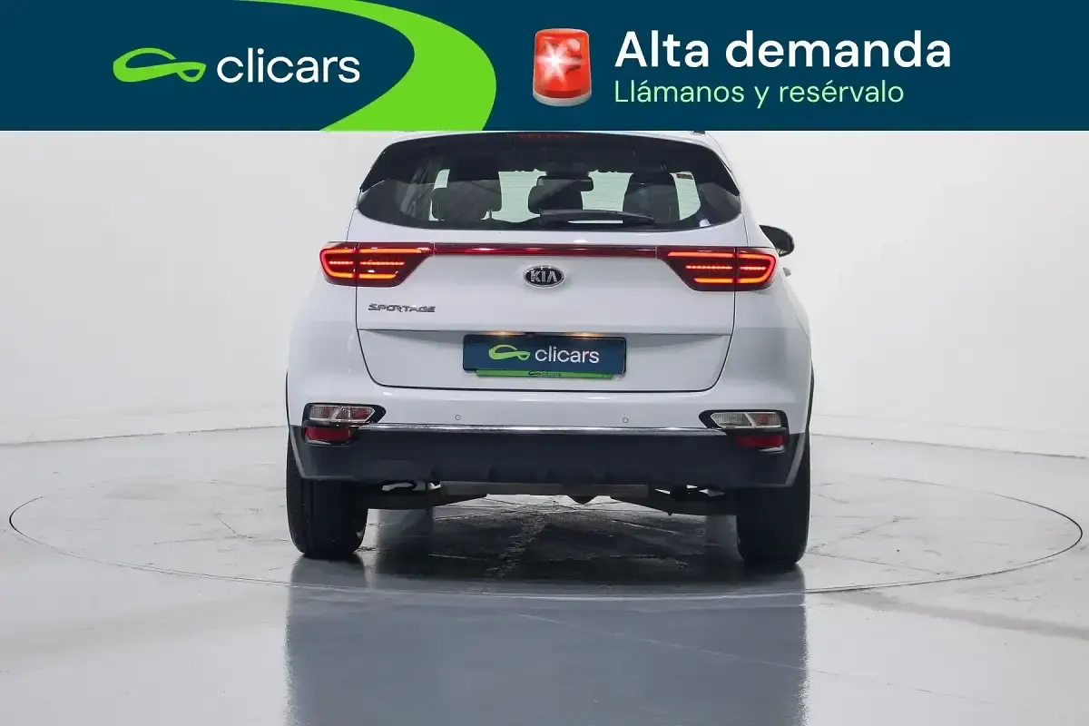 Usado Kia Sportage Style 132 CV (97 kW) 2019 Blanco SUV