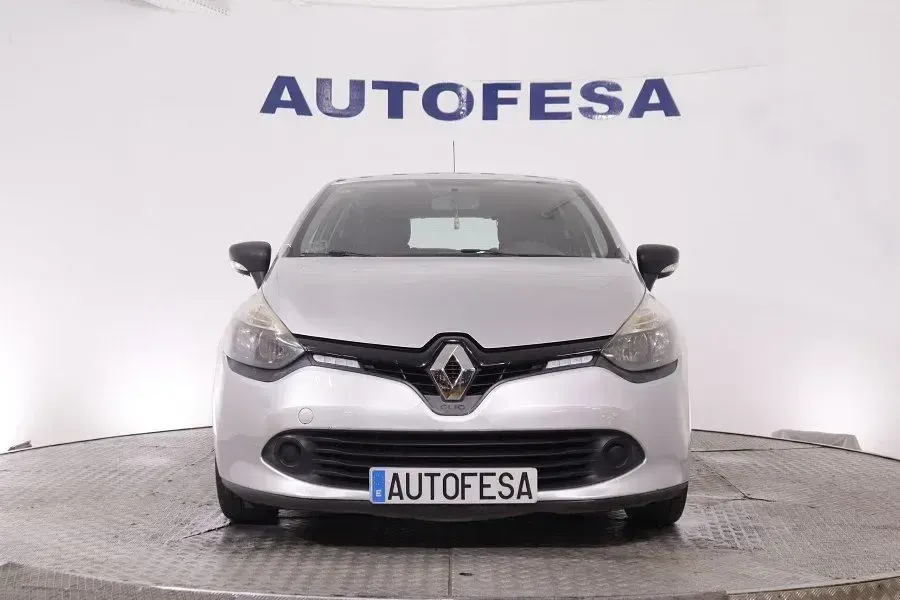 Usado Renault Clio 75 CV (55 kW) 2014 Plata