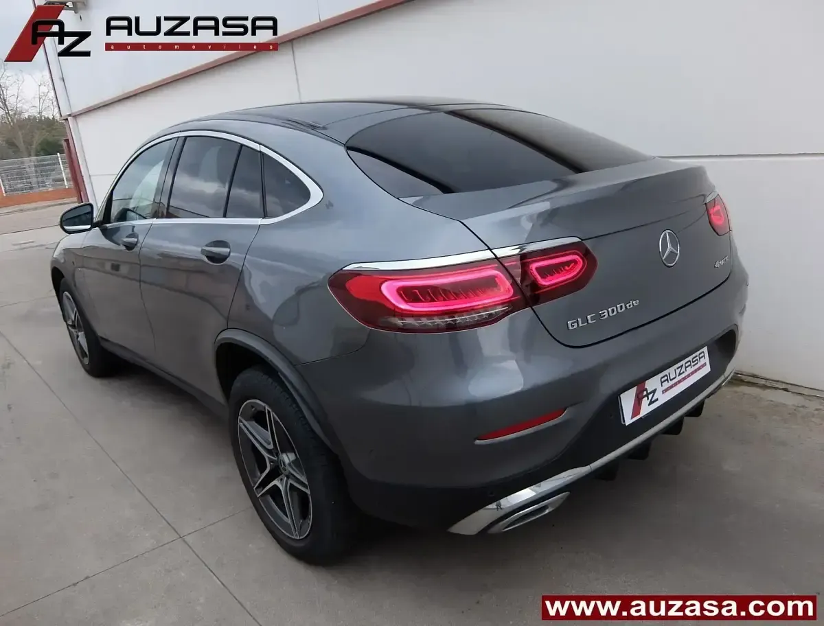 Usado Mercedes GLC300e 333 CV (244 kW) 2021 Gris SUV