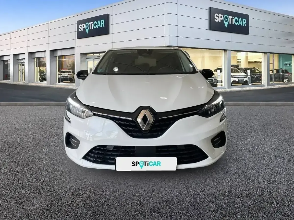 Usado Renault Clio Intens 140 CV (102 kW) 2021 Blanco Utilitario