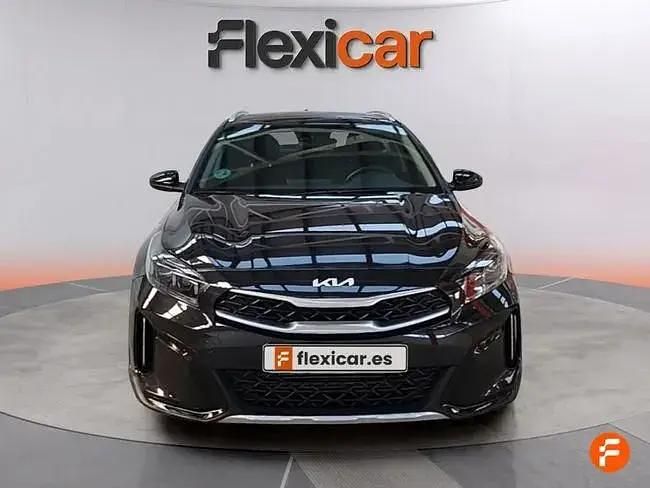 Usado Kia XCeed 120 HP (88 kW) 2022 Preto SUV