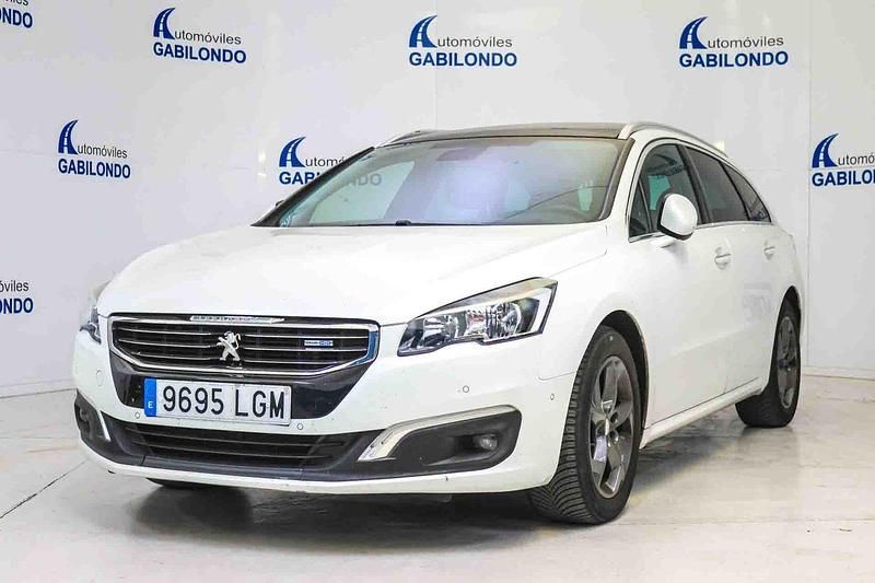 Blanco Usado 2015 Peugeot 508 Allure Familiar | 10.900 € (Precio justo) - Imagen 1/4