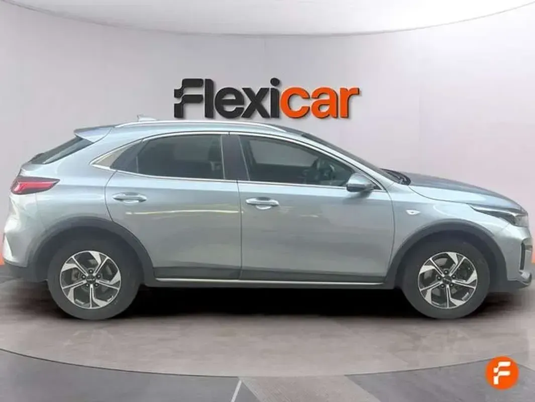 Usado Kia XCeed GT-Line 120 CV (88 kW) 2023 Gris SUV