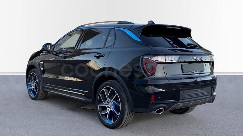 Usado Lynk & Co 01 261 CV (191 kW) 2023 Negro SUV