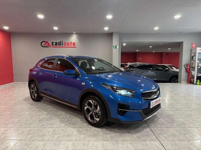 Usado Kia XCeed 120 CV (88 kW) 2021 Azul SUV