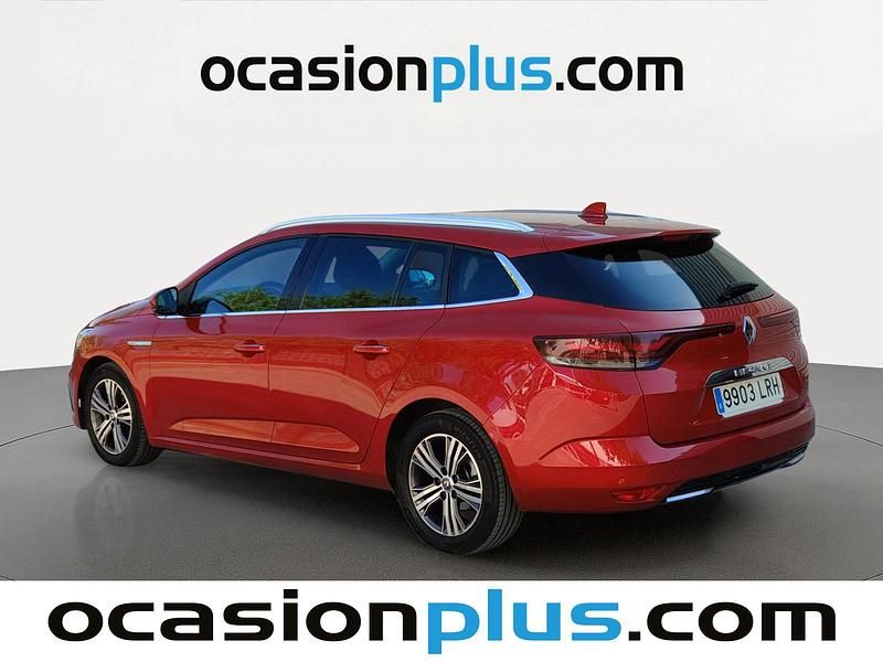 Usado Renault Mégane Zen 140 CV (102 kW) 2021 Rojo Familiar