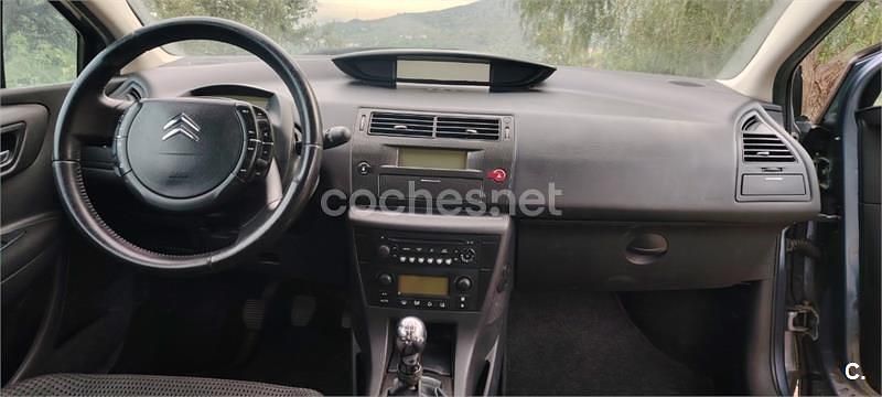 Usado Citroën C4 Exclusive 110 CV (80 kW) 2006 Gris / plata Berlina