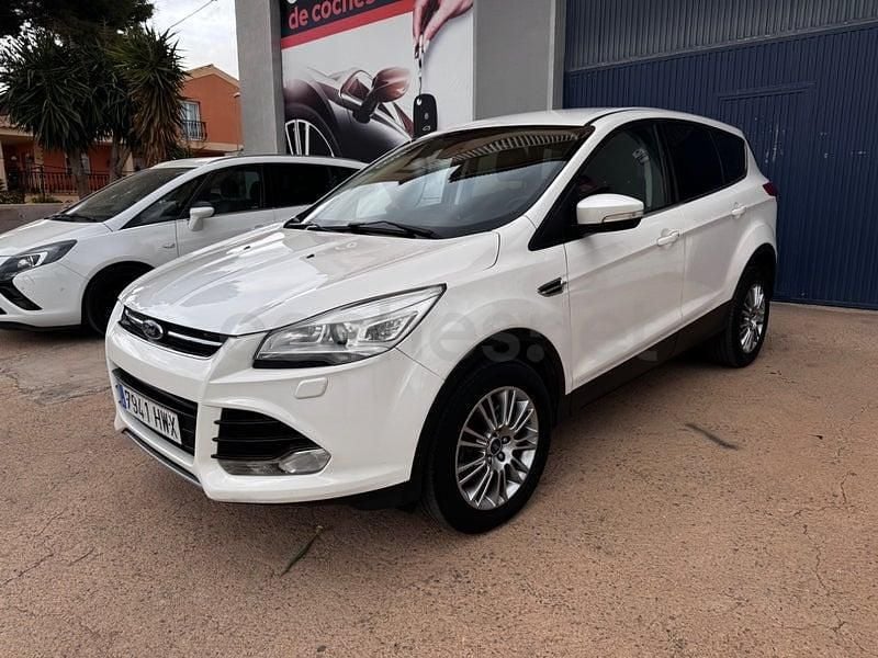 Blanco Usado 2014 Ford Kuga Titanium S SUV | 9350 € (Buen precio) - Imagen 1/4