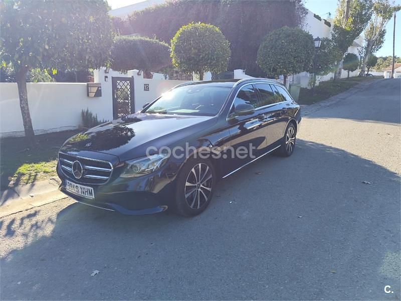 Usado Mercedes E300 306 CV (225 kW) 2019 Negro Familiar