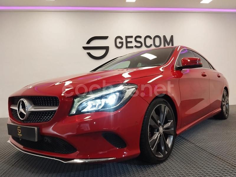 Usado Mercedes CLA200 136 CV (100 kW) 2017 Rojo Berlina
