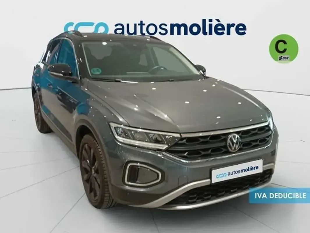 Usado VW T-Roc 110 CV (80 kW) 2023 Gris SUV