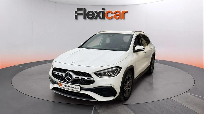 Usado Mercedes GLA200 150 CV (110 kW) 2022 Blanco SUV