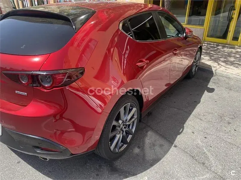 Usado Mazda 3 120 CV (88 kW) 2020 Rojo Berlina