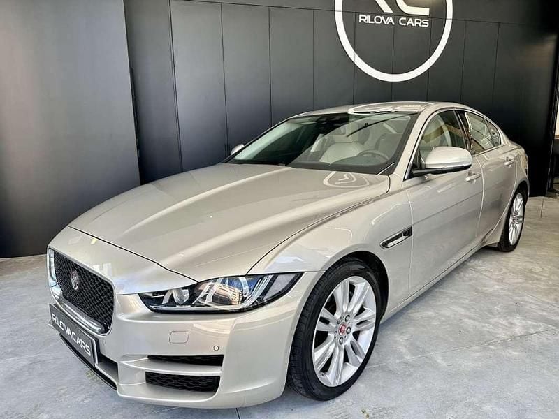 Beige Usado 2018 Jaguar XE Prestige Berlina | 14.950 € (Precio justo) - Imagen 1/4