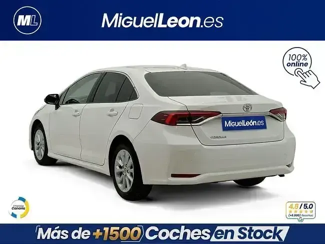 Usado Toyota Corolla 125 CV (91 kW) 2023 Blanco Berlina