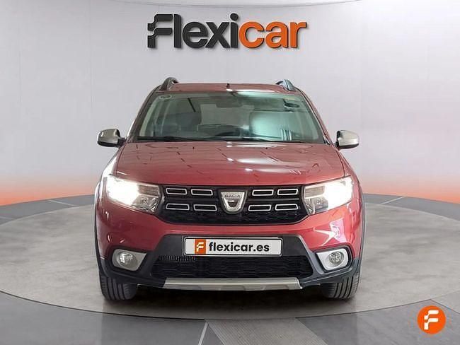 Usado Dacia Logan Ambiance 90 CV (66 kW) 2018 Rojo Berlina