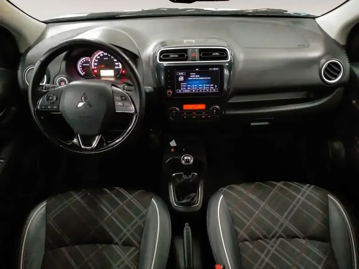 Usado Mitsubishi Space Star 71 CV (52 kW) 2023 Blanco Utilitario