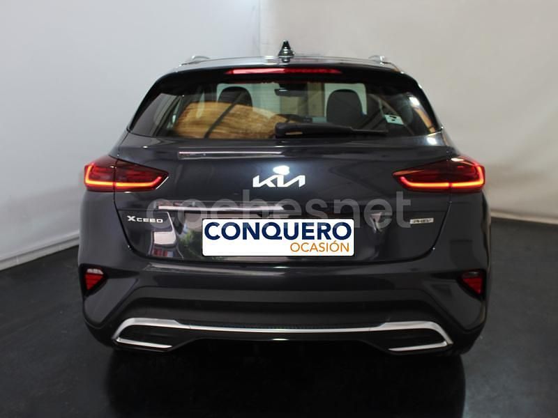 Usado Kia XCeed 141 CV (103 kW) 2023 Gris / plata SUV