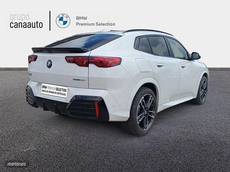 Usado BMW iX2 Comfort Edition 230 kW (313 CV) 2025 Blanco SUV