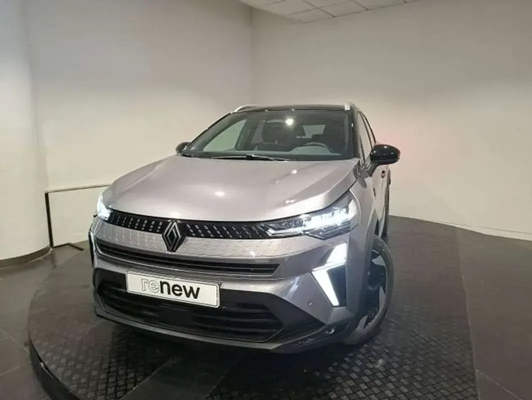 Usado Renault Captur Techno 101 CV (74 kW) 2026 Gris SUV