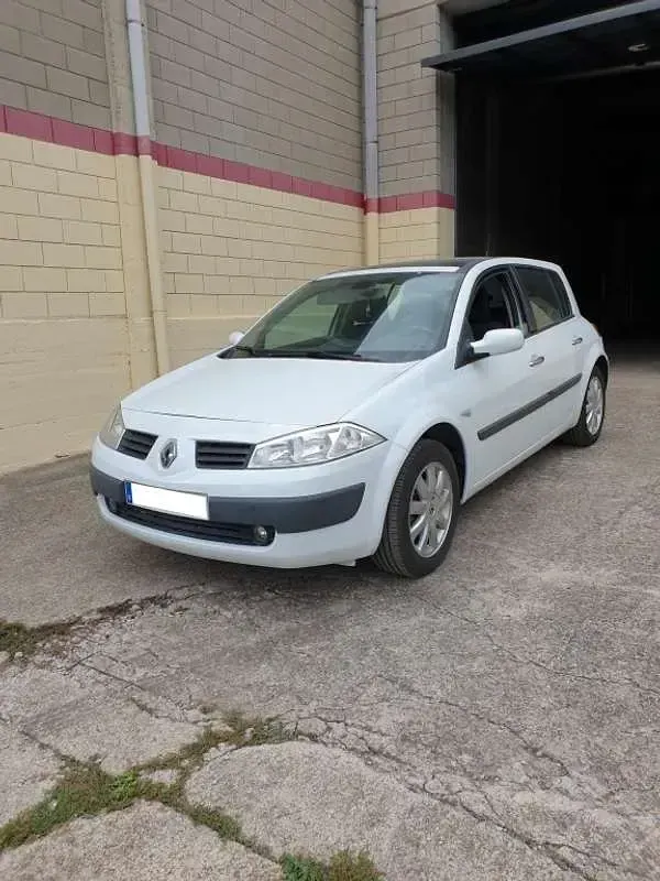 Usado Renault Mégane 114 CV (83 kW) 2007 Blanco Utilitario