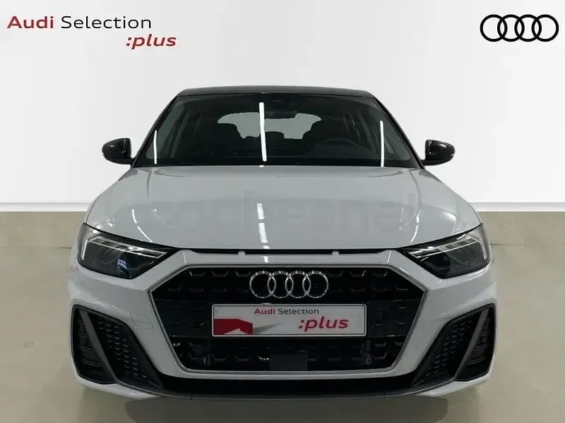 Usado Audi A1 Sportback Ambiente 116 CV (85 kW) 2025 Blanco Utilitario