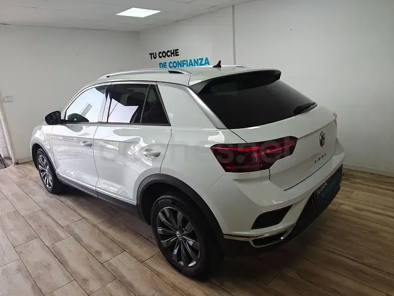 Usado VW T-Roc Sportline 150 CV (110 kW) 2018 Blanco SUV