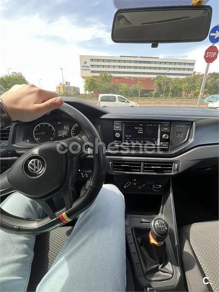 Usado VW Polo Edition 75 CV (55 kW) 2018 Blanco Berlina