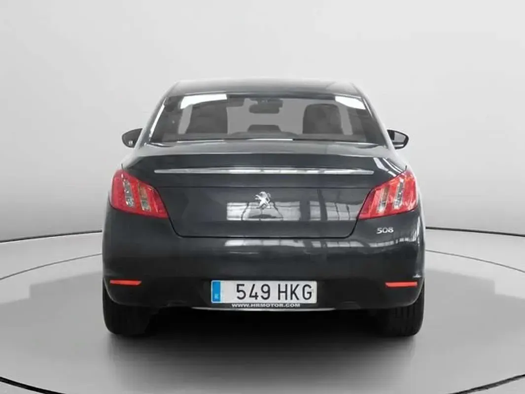 Usado Peugeot 508 Allure 156 CV (114 kW) 2012 Gris Berlina