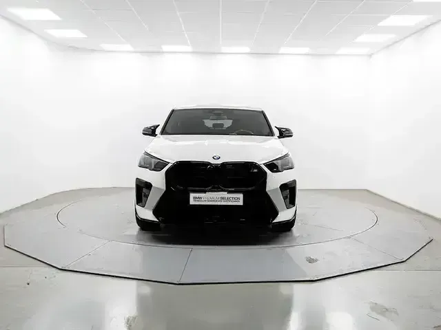 Usado BMW X2 Comfort Edition 300 HP (220 kW) 2024 Branco SUV