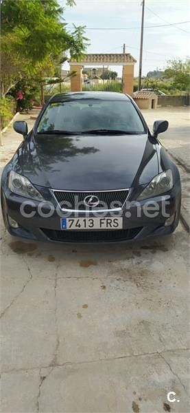 Gris / plata Usado 2007 Lexus IS250 Luxury Line Berlina | 9000 € (Precio justo) - Imagen 1/4