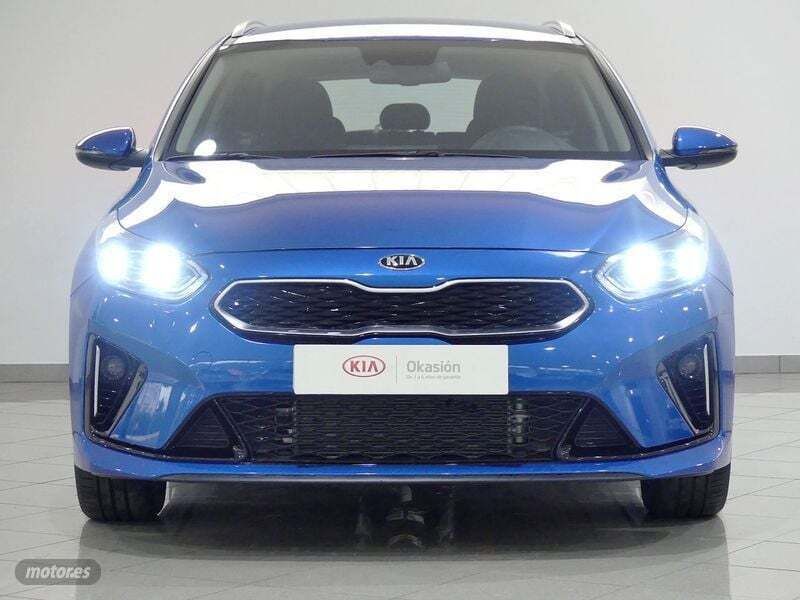 Usado Kia Ceed Sportswagon 141 CV (103 kW) 2022 Azul Familiar