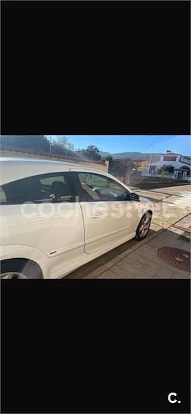 Usado Opel Astra GTC Sport 120 CV (88 kW) 2008 Blanco Berlina