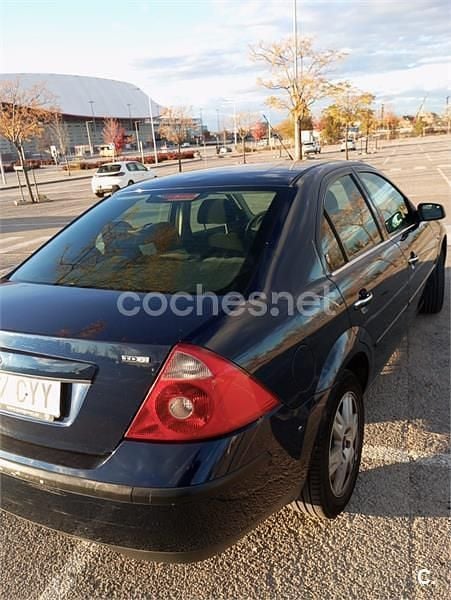 Azul Usado 2004 Ford Mondeo Sport Berlina | 2350 € (Buen precio) - Imagen 1/4