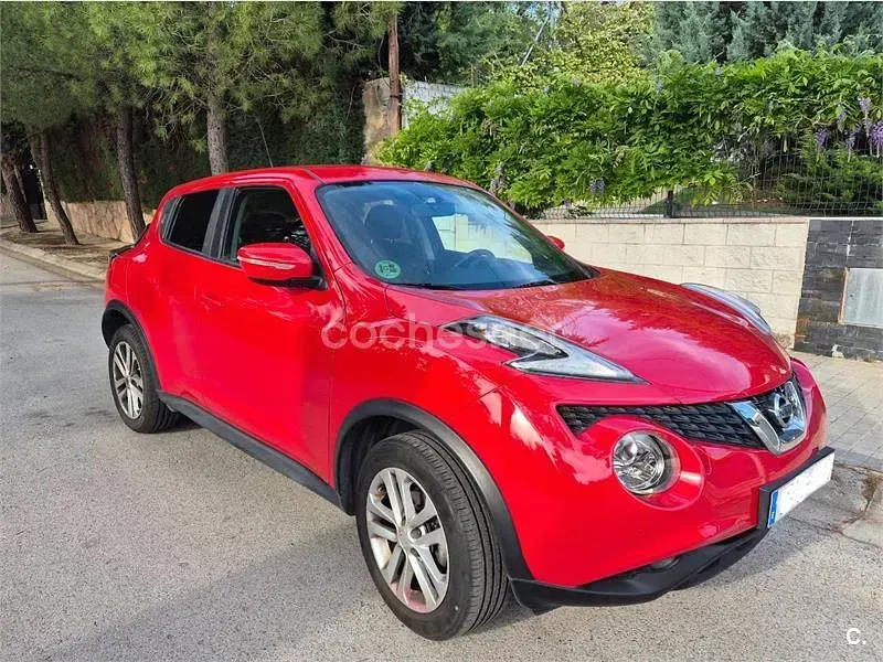 Usado Nissan Juke Acenta 115 CV (84 kW) 2015 Rojo SUV