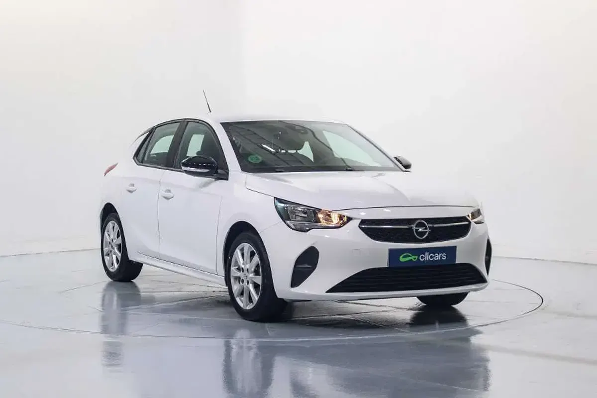 Usado Opel Corsa Edition 75 HP (55 kW) 2023 Branco Citadino